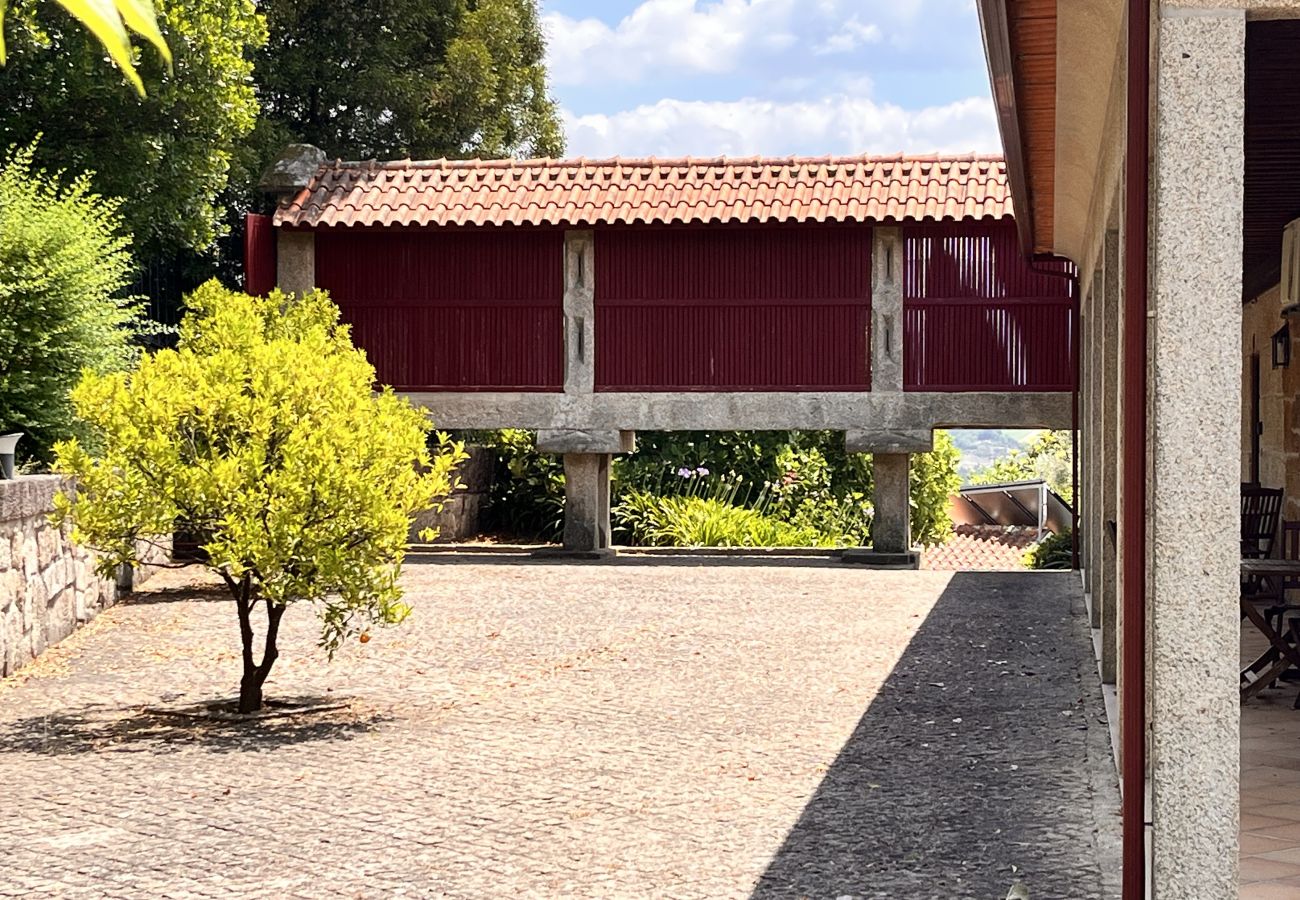 House in Cabeceiras de Basto - Nomad's Country - Cimo de Vila The Garden House