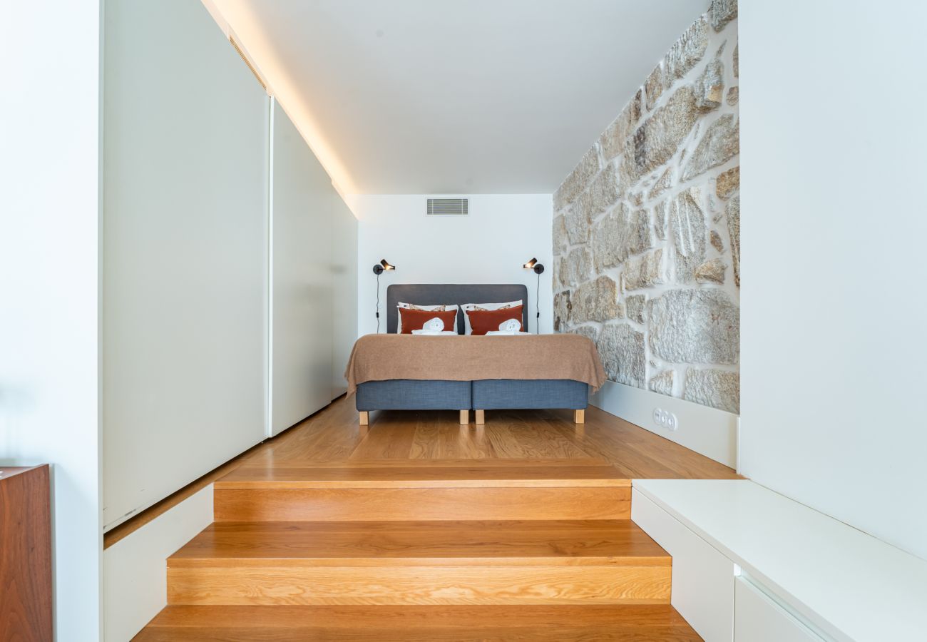 Studio in Porto - Nomad's Lux - 1BD The Comfort Square in Porto