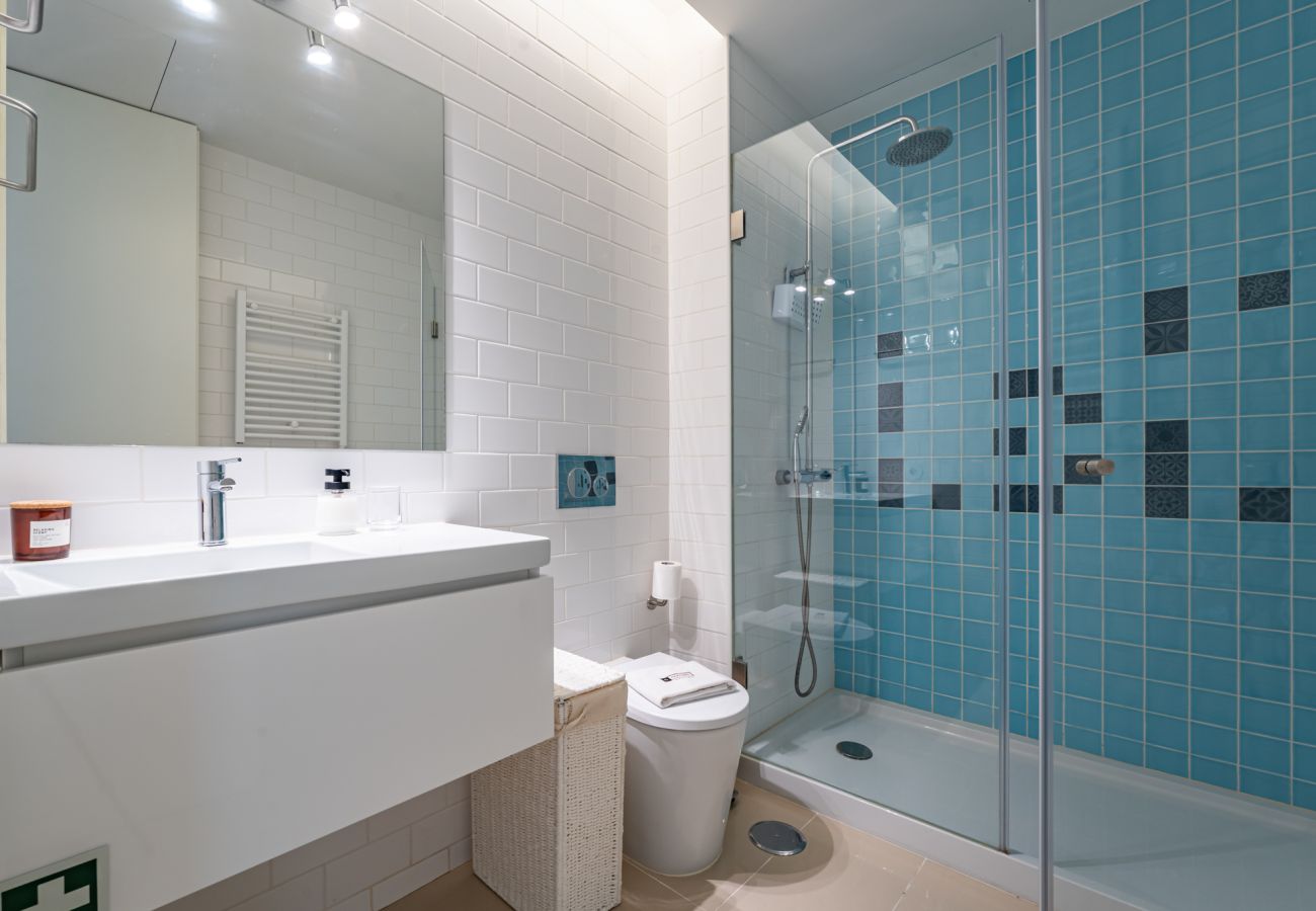 Studio in Porto - Nomad's Lux - 1BD The Comfort Square in Porto