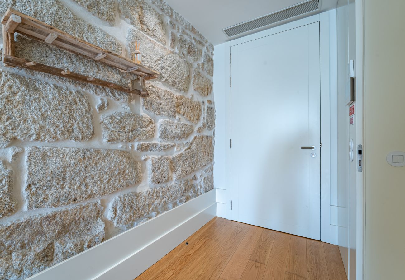 Studio in Porto - Nomad's Lux - 1BD The Comfort Square in Porto