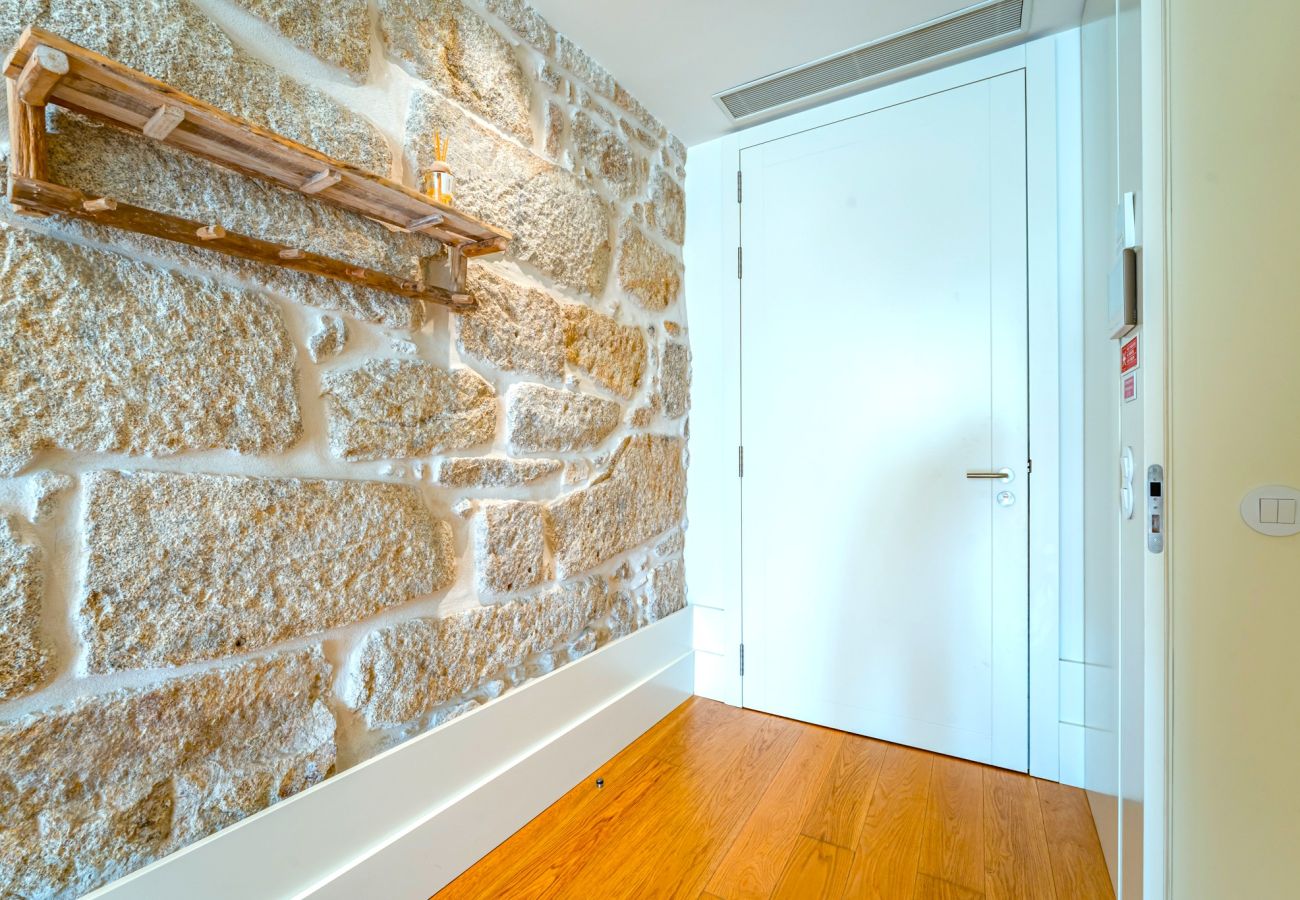 Studio in Porto - Nomad's Lux - 1BDR The Secret Corner