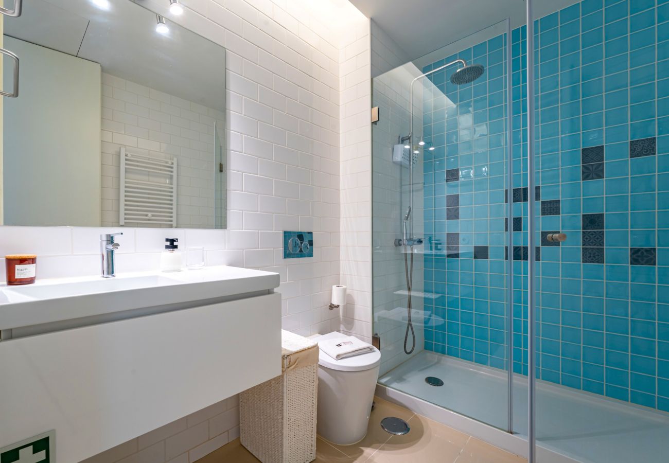 Studio in Porto - Nomad's Lux - 1BDR The Secret Corner